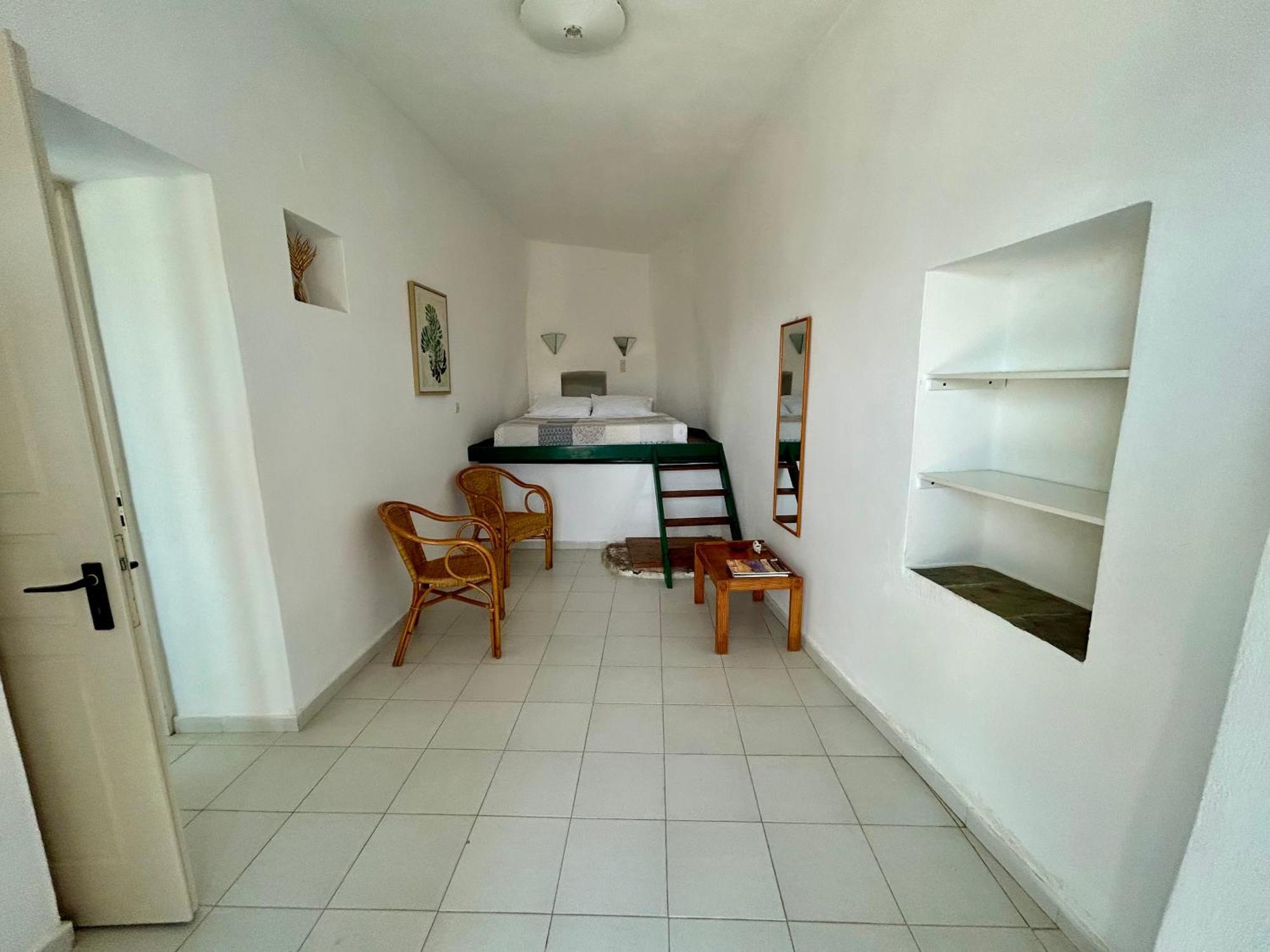 Lukianos House